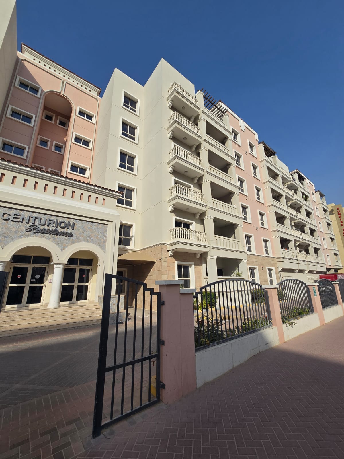 2BHK + Maid – CENTURION RESIDENCES
