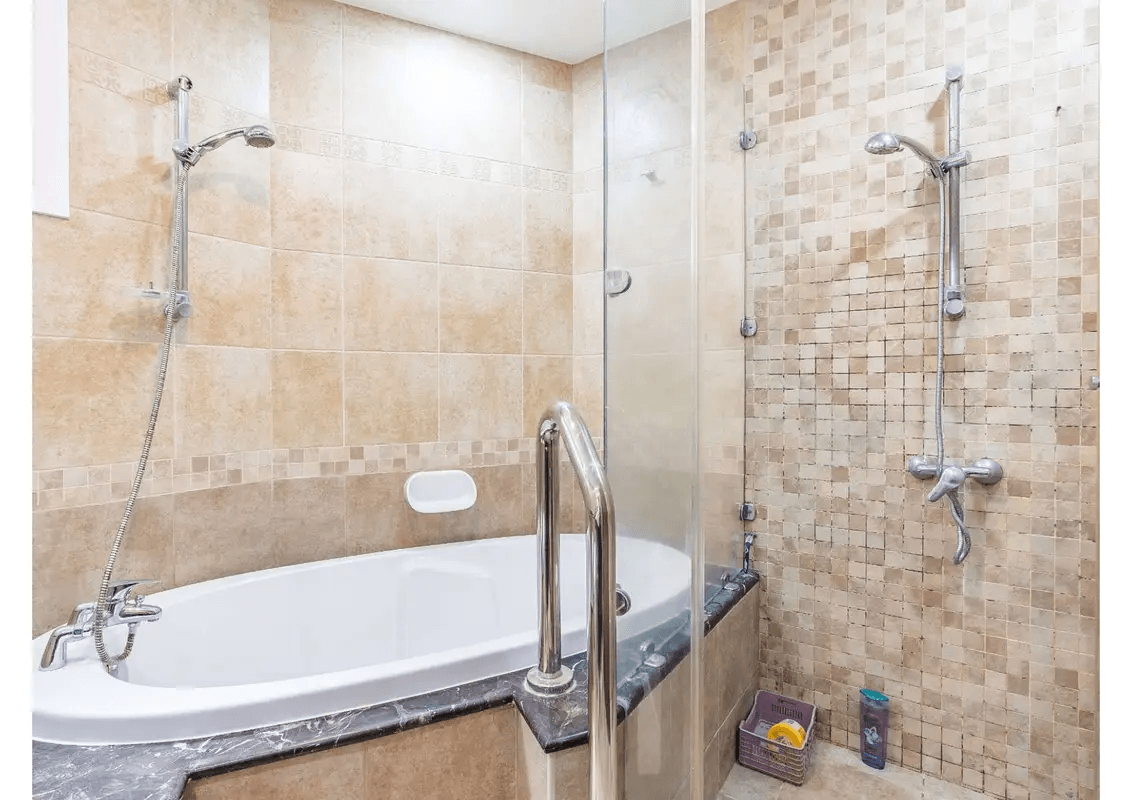 5 bedroom villa | Fully Furnished