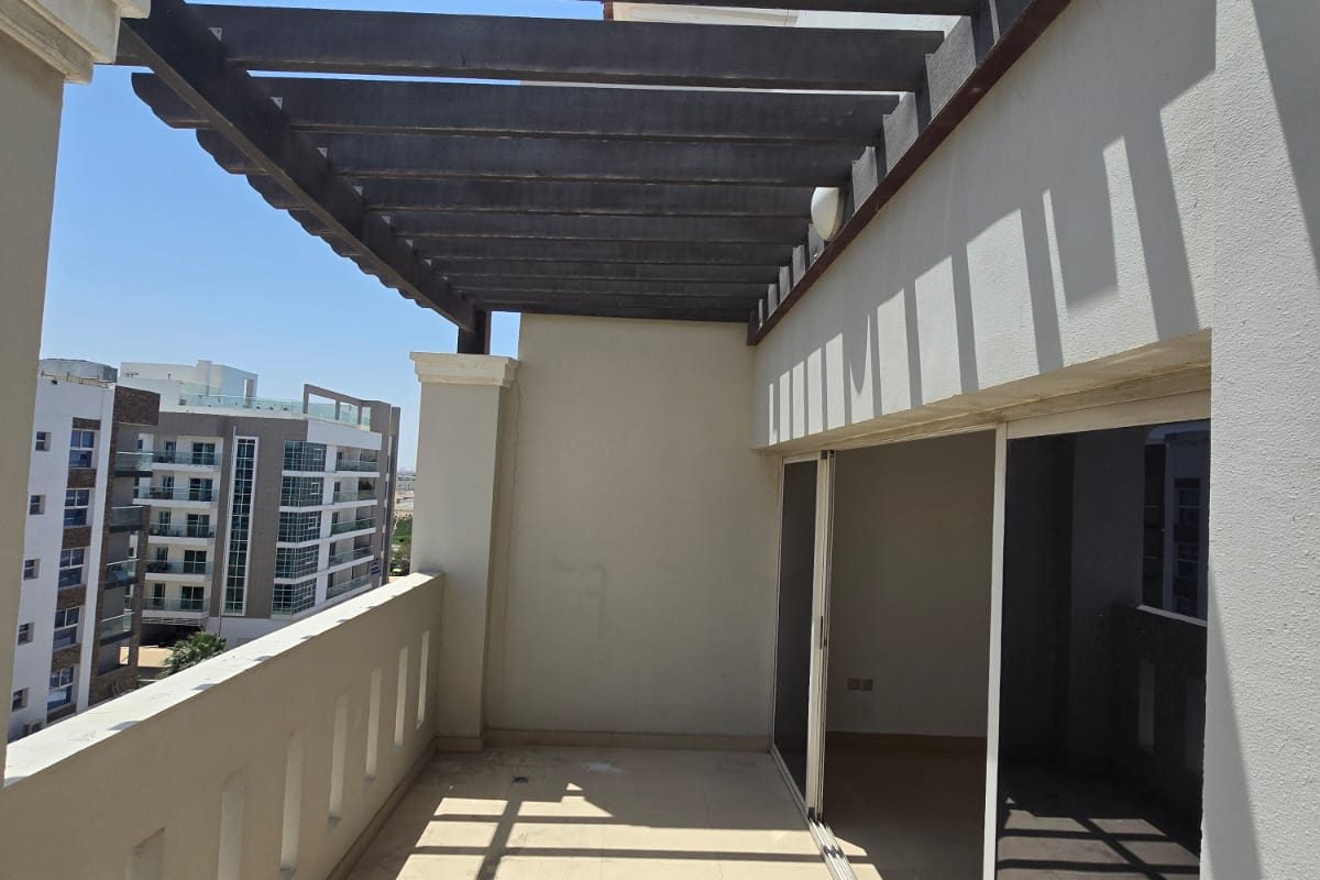 Centurion Residence